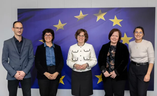 ♻️ Yesterday, Emmaüs Europe, joined by @emmausfrance , RREUSE, and TESS GEIE, met with EU Commissioner for Environment and Circular Economy, @jessikaroswall

For nearly an hour, we raised the alarm on the growing threats facing social economy organisations working in reuse.

We made sure to highlight what truly matters:
👉 Put second-hand first!
It creates more local jobs and saves significant amounts of money and energy compared to recycling.

🛑👕 We also called for bold action against overproduction and fast fashion — practices that harm both our organisations and the planet.

As the European Commission prepares the future Circular Economy Act, we hope this fruitful and honest conversation will help shape a fair and ambitious law — one built with those on the ground. Let’s preserve the work of social economy actors, pioneers of the circular economy, while also welcoming new actors on board!

We sincerely thank Commissioner Jessika Roswall for taking the time to meet with us. 🙏
We look forward to continuing this important dialogue and building a truly just and bold Circular Economy Act — with reuse and social justice at its heart. 🇪🇺

#PutSecondHandFirst #CircularEconomy #Reuse #SocialEconomy #Emmaus #EndFastFashion #EU